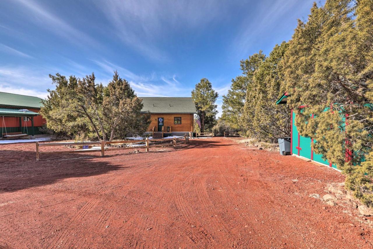 Quaint Williams Cabin Near Grand Canyon ภายนอก รูปภาพ