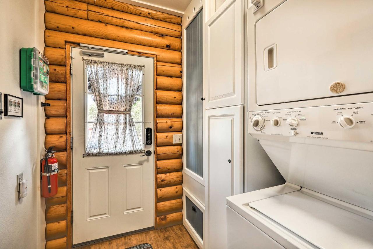 Quaint Williams Cabin Near Grand Canyon ภายนอก รูปภาพ